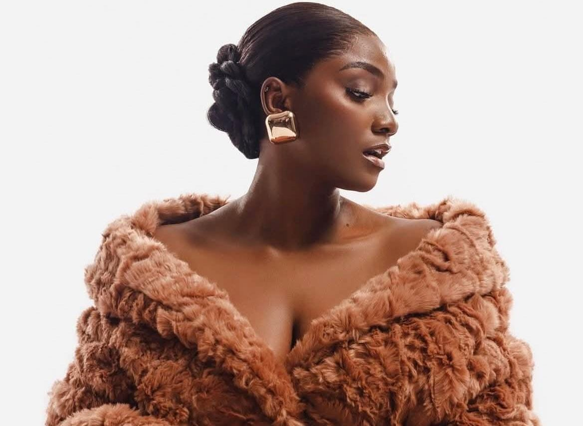 Simi Breaks Silence as 2012 Tweet on an Affectionate Four-Year-Old Resurfaces, Triggers Backlash